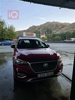 MG HS